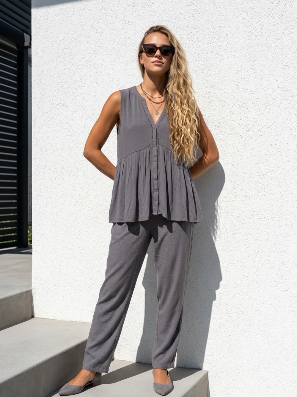 Torrid Women's 4X Gray V Neck Button Down Flowy Sleeveless Smoke Grey Tank Top